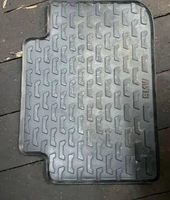 BMW 3 E90 E91 Rear floor mat PU03000409