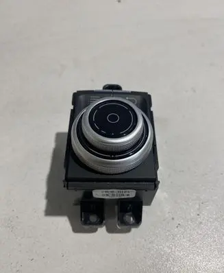 Maserati Ghibli Multifunctional control switch/knob 670110724