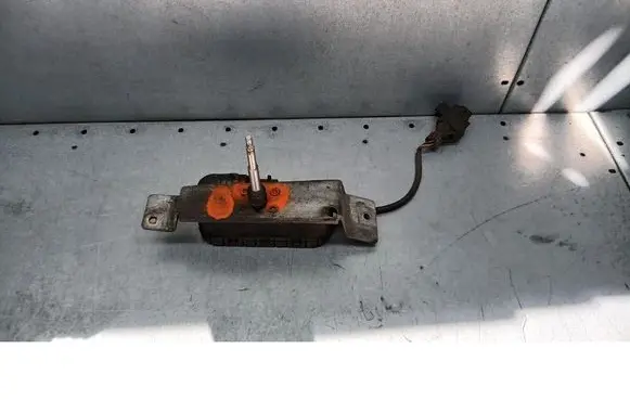 Volvo S60 Headlight wiper motor 039206218