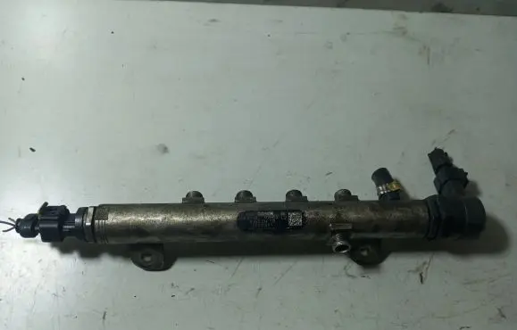 Opel Vectra C Fuel main line pipe 55200251 0445214117
