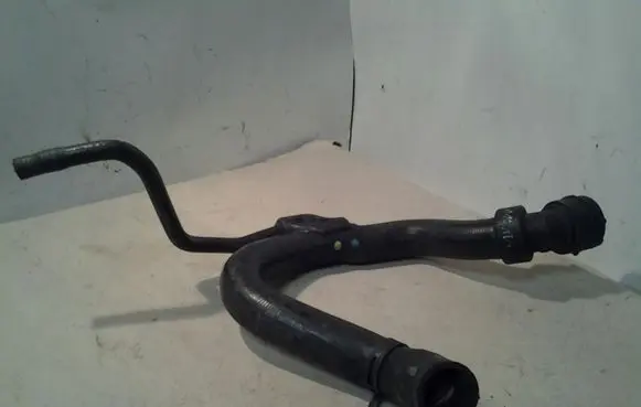 Audi A6 S6 C6 4F Engine coolant pipe/hose 4B0121101G