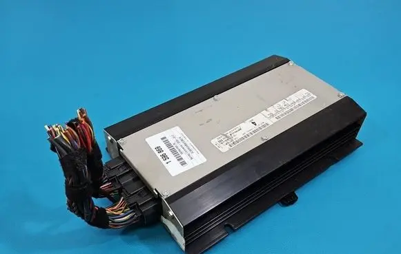 Bentley Continental Sound amplifier 3W5035456A IMPRK1596869