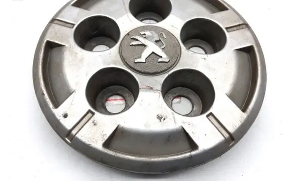 Peugeot Boxer R13 wheel hub/cap/trim 1399952080