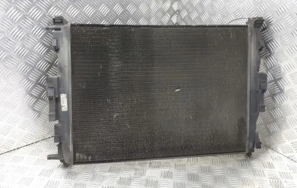 Renault Megane II Radiator set 8200115542