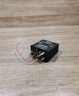 Audi A6 S6 C4 4A Other relay 441959257b 79fa401