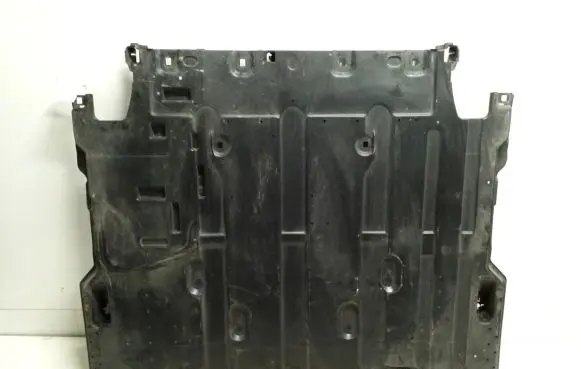 Citroen C4 III e-C4 Engine splash shield/under tray 9847061180