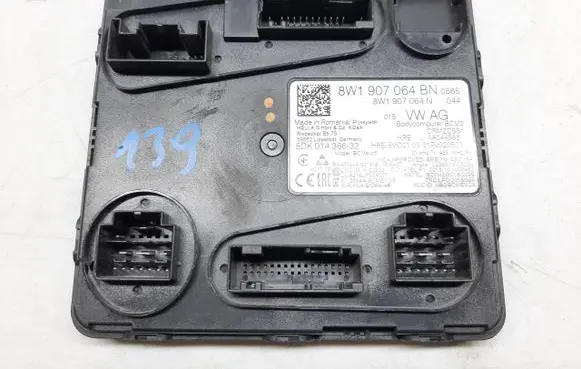 Audi A4 S4 B9 8W Comfort/convenience module 8W1907064BN