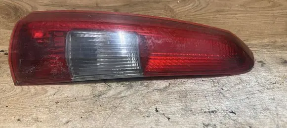 Volvo V70 Rear/tail lights 9154493