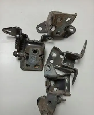 Dodge Challenger Front door upper hinge 
