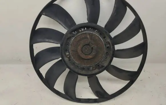 Audi A4 S4 B5 8D Fan impeller 058121301B