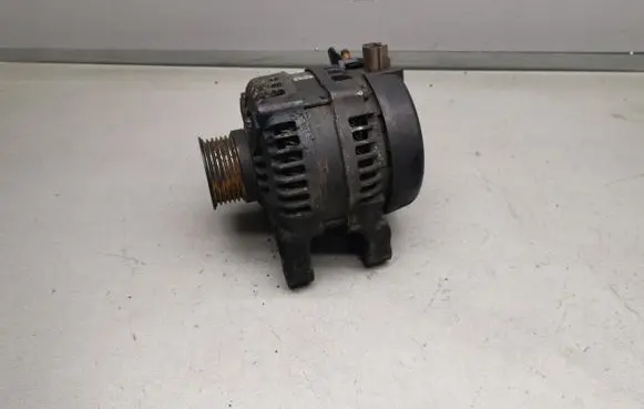 Mazda 3 I Generator/alternator 3M5T10300PD