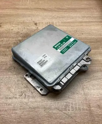 Audi A4 S4 B5 8D Engine control unit/module ECU 8A0907401B 0281001185