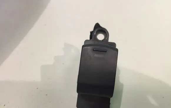 Subaru Outback Electric window control switch 1809Z