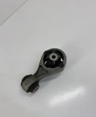 Nissan Qashqai Engine mount bracket 11350JD000