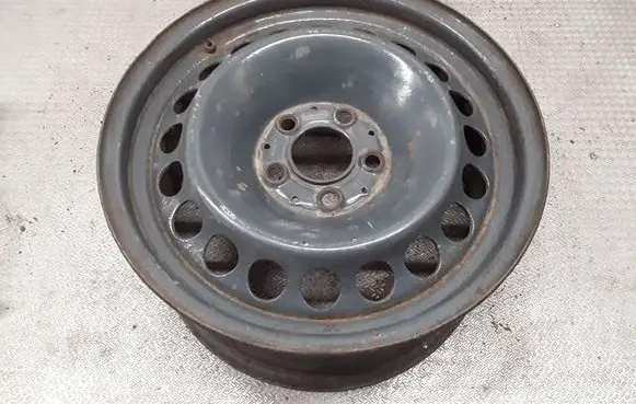 Mercedes-Benz E W210 R16 steel rim 2104000802