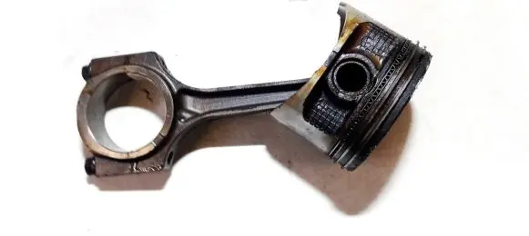 Chrysler Stratus Piston with connecting rod