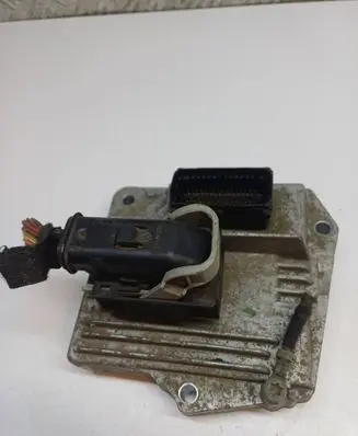 Opel Meriva A Engine control unit/module ECU 12249823 MT35E21