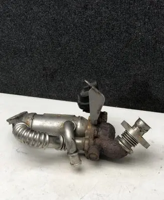 Renault Master II EGR valve cooler 988299U 889143B