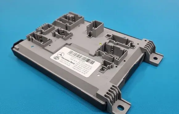 Mercedes-Benz E W213 Central body control module A2139005220 IMPRK1563038