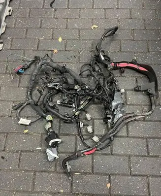 Volvo V40 Engine installation wiring loom 31376090