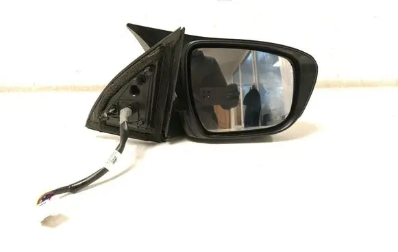 Nissan Qashqai Front door electric wing mirror 