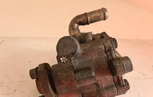 Volkswagen Golf IV Power steering pump