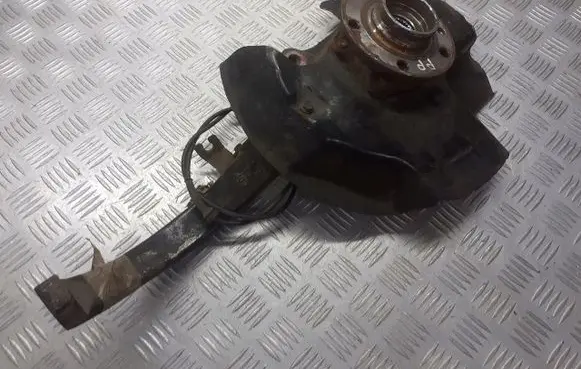Alfa Romeo 159 Stub axle 
