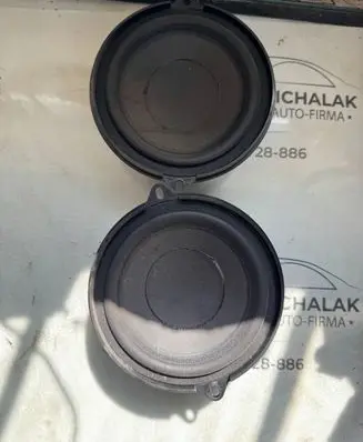 Renault Clio III Front door speaker 8200167235
