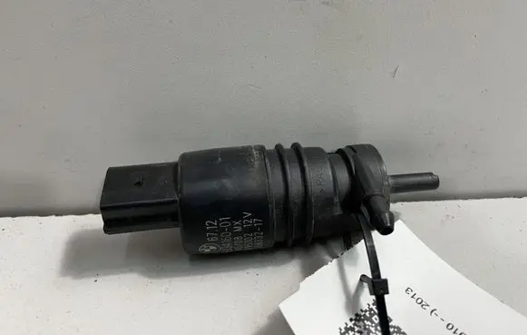 BMW X3 F25 Windscreen/windshield washer pump 6934160