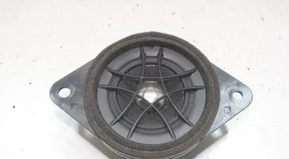 Lexus IS III XE30 Panel speaker 8616033800