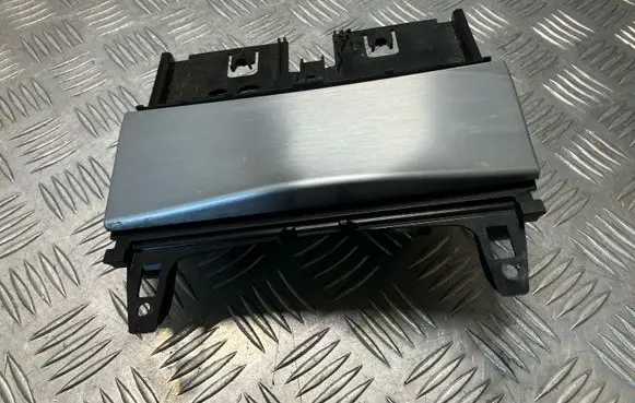 Mercedes-Benz C W204 Ashtray (front) A2046800179