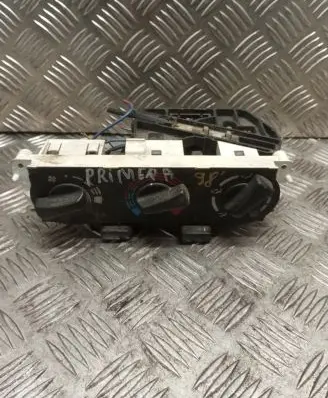 Nissan Primera Climate control unit