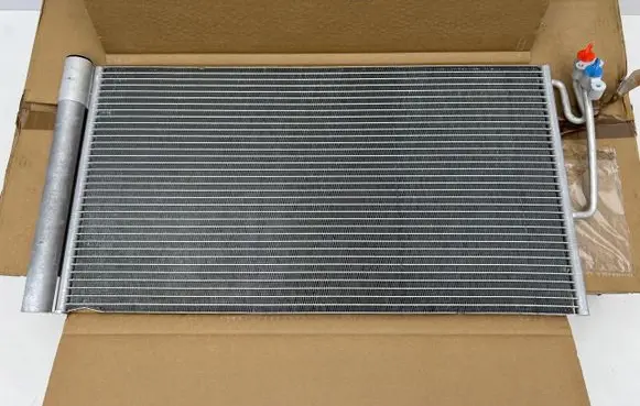 Mini One - Cooper Coupe R56 A/C cooling radiator (condenser) 9239920