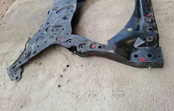Volvo S90, V90 Front subframe
