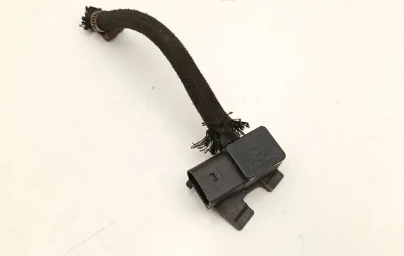 BMW 3 F30 F35 F31 Exhaust gas pressure sensor 7805152 1180 10R21