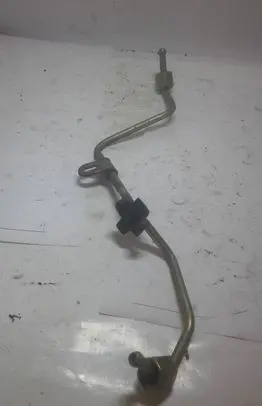 Opel Vivaro Fuel injector supply line/pipe 00000