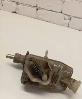 Ford Transit Master brake cylinder 221313