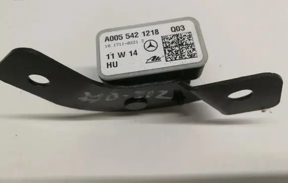 Mercedes-Benz E W212 Acceleration sensor A0055421218