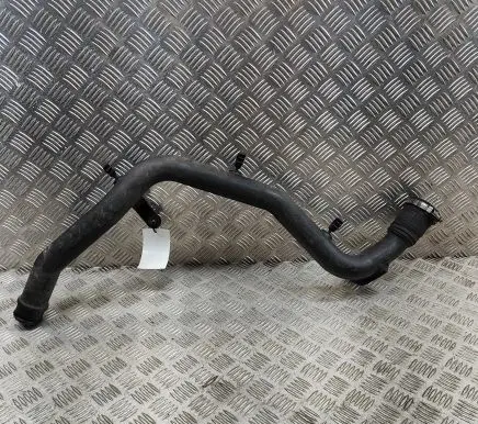 Audi Q7 4L Intercooler hose/pipe 7L6145770M