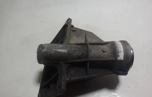 BMW 3 F30 F35 F31 Driveshaft support bearing bracket 8655621
