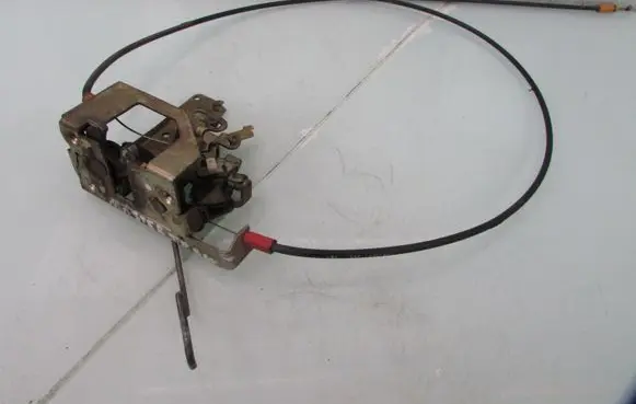 Renault Master II Front door lock