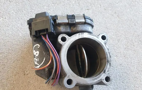 Mercedes-Benz R W251 Throttle valve A6420800070 0281002678