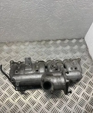 KIA Sorento Intake manifold