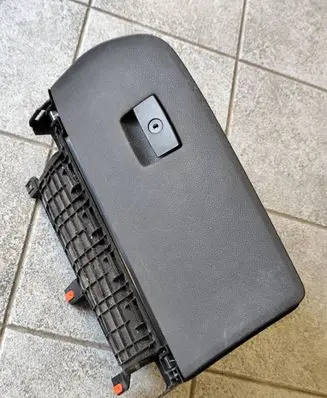 BMW X3 F25 Glove box 9210486 105019669