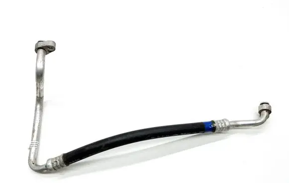 Toyota Avensis T270 Air conditioning (A/C) pipe/hose 8870405380