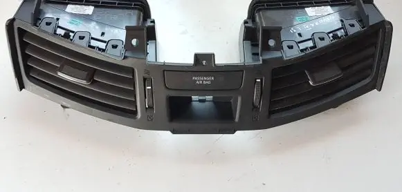 Dash center air vent grill