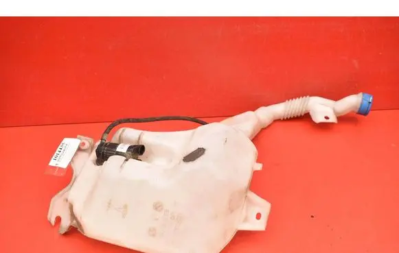 Windshield washer fluid reservoir/tank