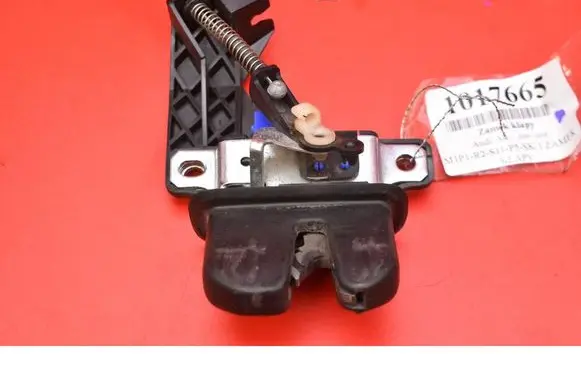 Audi A4 S4 B6 8E 8H Tailgate/trunk/boot lock/catch/latch 8E5827505B