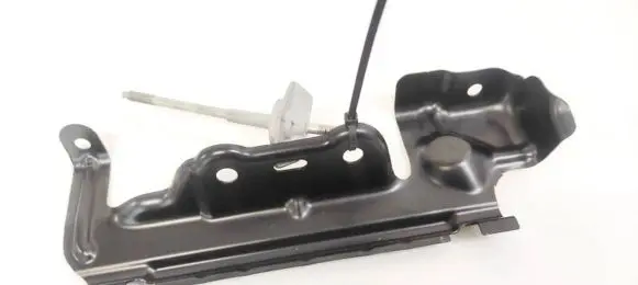 Battery bracket