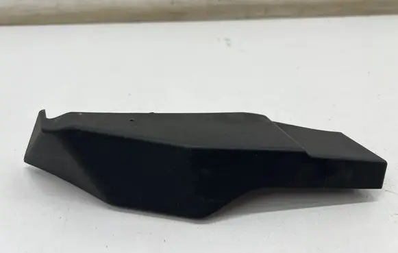 Porsche Taycan 9J1 Fender end trim 9J1823746